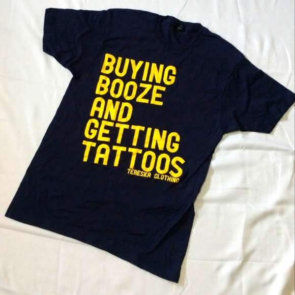NWOT Men's Large Buying Booze & Getting Tattoos shirt, NEW no tag, awesome top - Picture 1 of 3